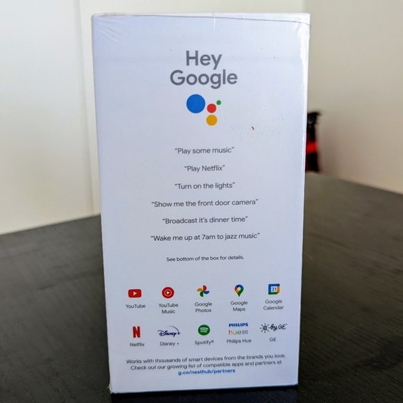 NEW Google Nest Hub 2nd Gen - Mist - Picture 2 of 4